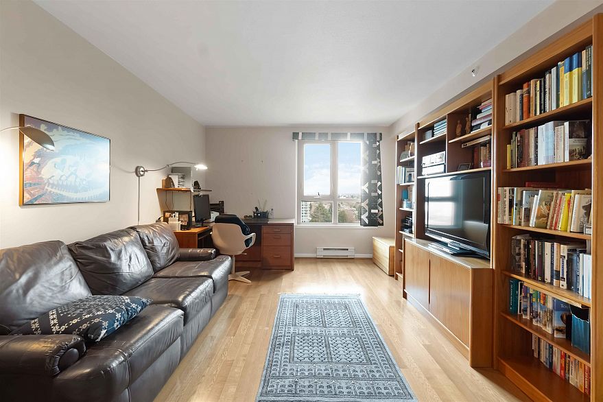 PH2B 2988 Alder Street