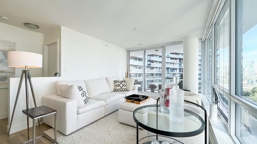 1202 1788 Columbia Street