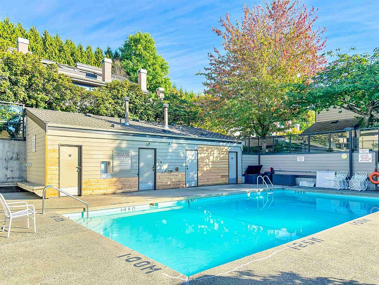 209 2140 Briar Avenue