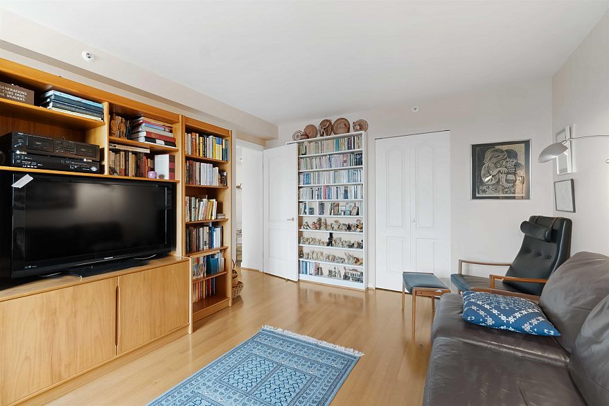 PH2B 2988 Alder Street