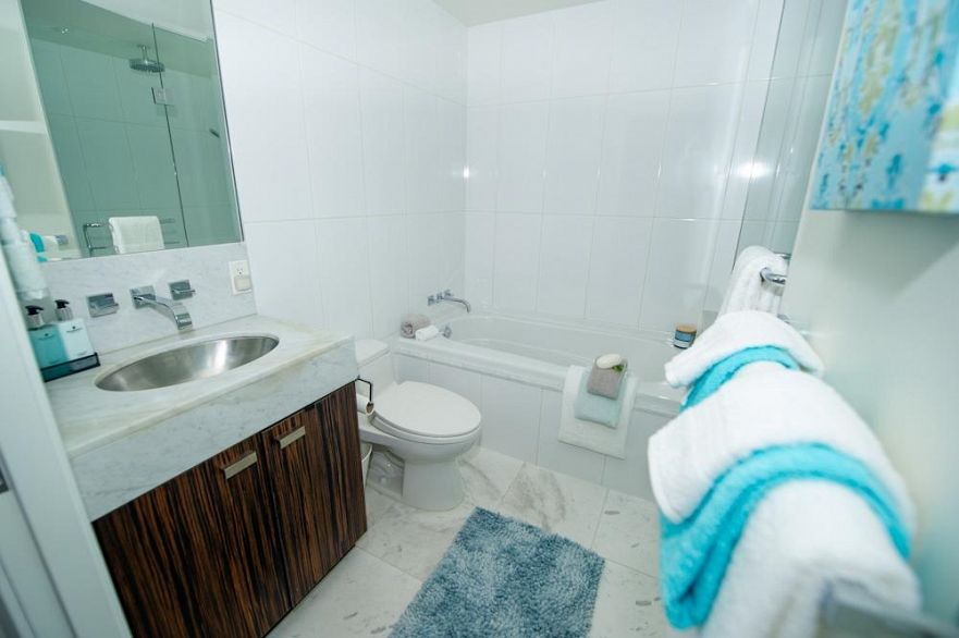 1802 788 RICHARDS STREET, Vancouver BC V6E 2Y2