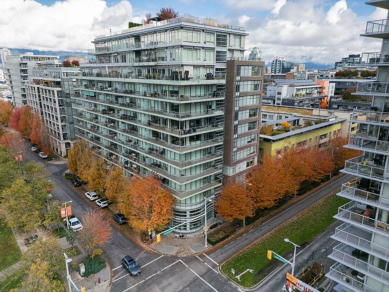 705 181 W 1st Avenue