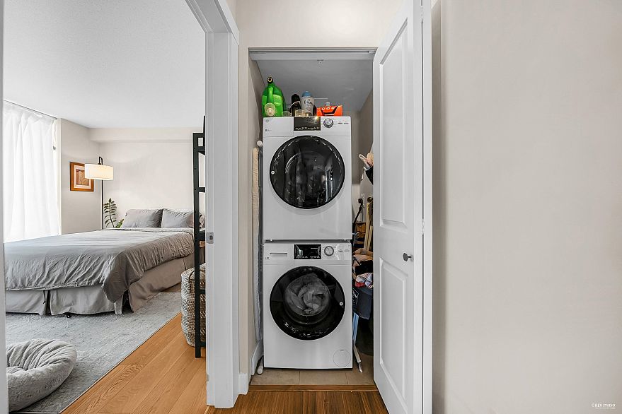 703 1833 Crowe Street