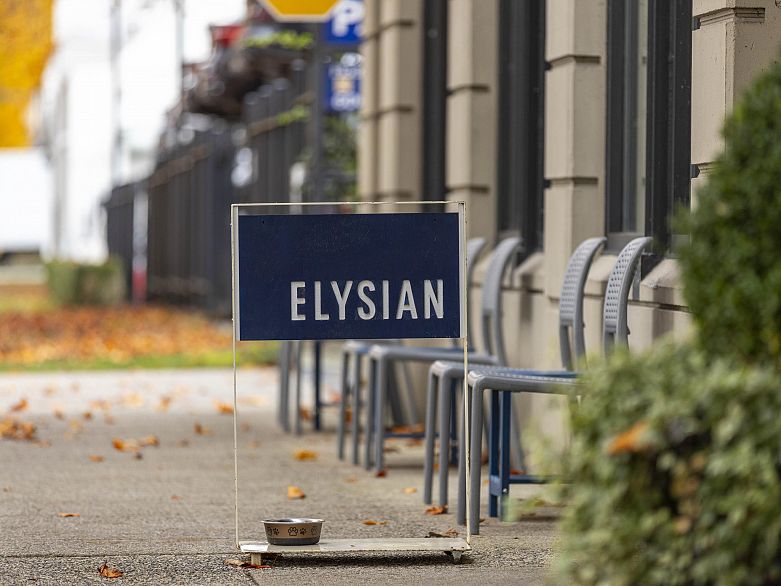 116 1890 W 6th Avenue