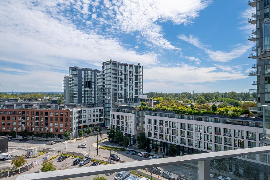 912 3557 Sawmill Crescent