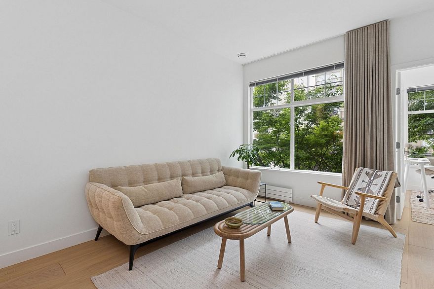 302 1388 Nelson Street