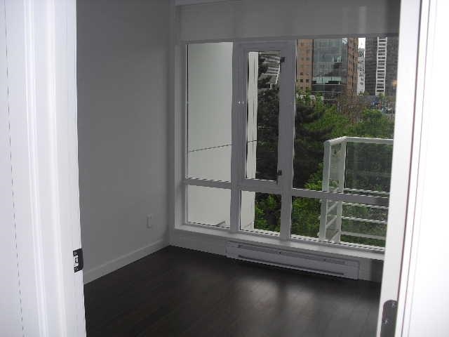 608 161 W GEORGIA STREET, Vancouver BC V6B 0K9