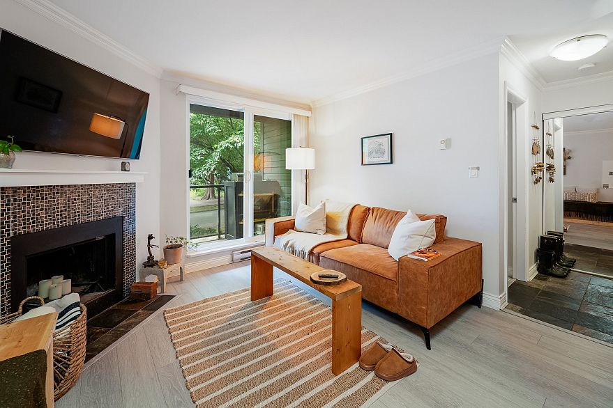 209 1550 Barclay Street