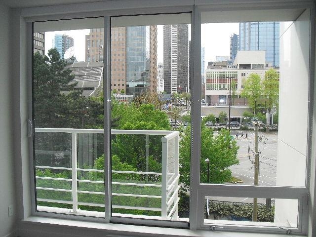 608 161 W GEORGIA STREET, Vancouver BC V6B 0K9