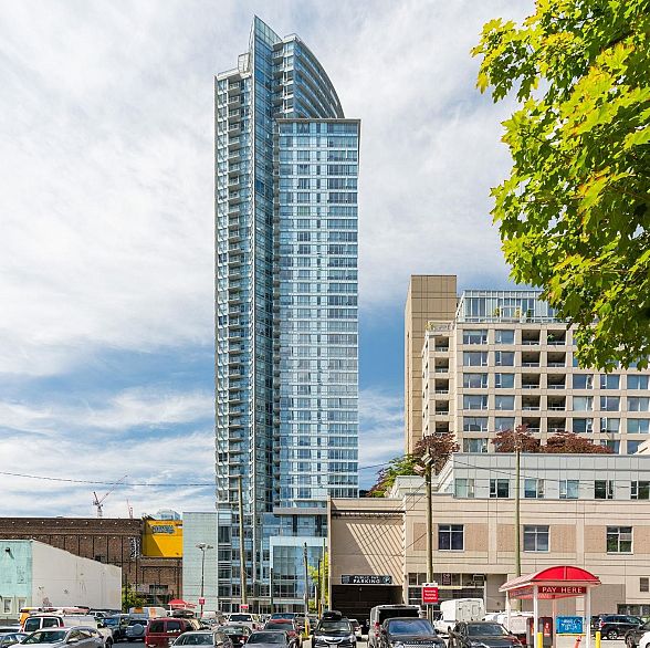 714 833 Seymour Street