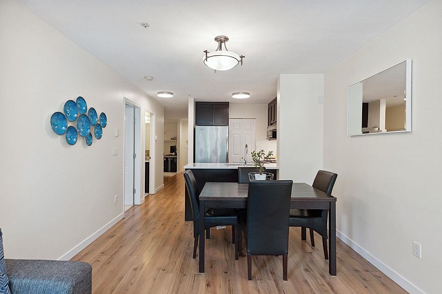 309 2288 Marstrand Avenue