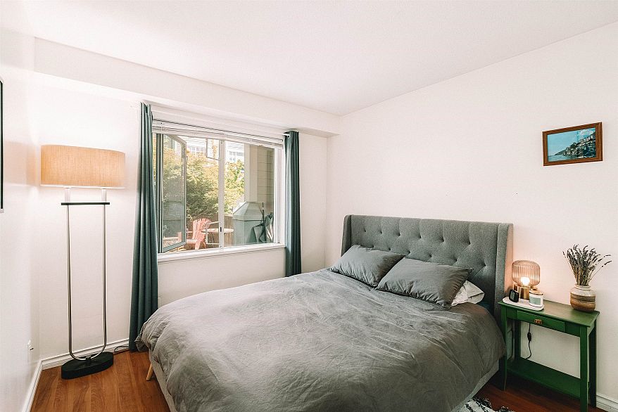 106 3168 Laurel Street