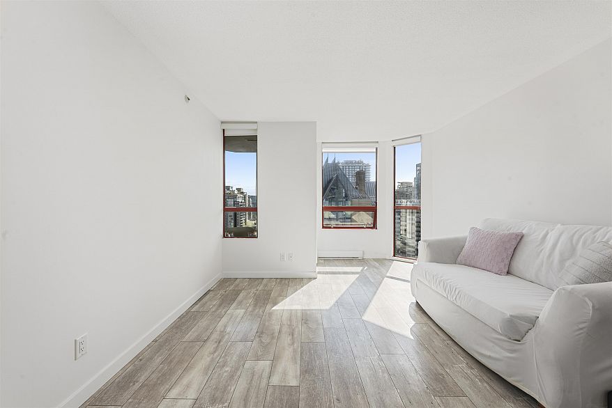 1401 811 Helmcken Street