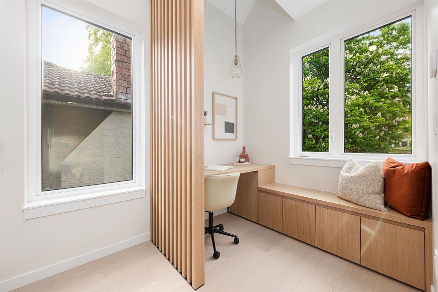 2 2764 W 14th Avenue