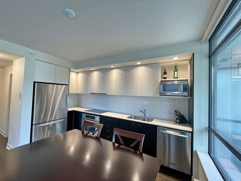 313 740 W 12 AVENUE, Vancouver BC V5Z 0A3