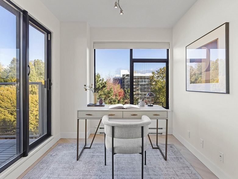 612 2228 Marstrand Avenue