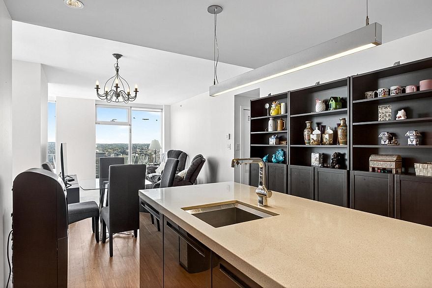 3609 777 Richards Street