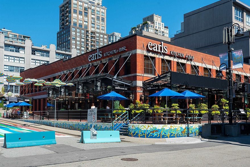 2201 977 Mainland Street