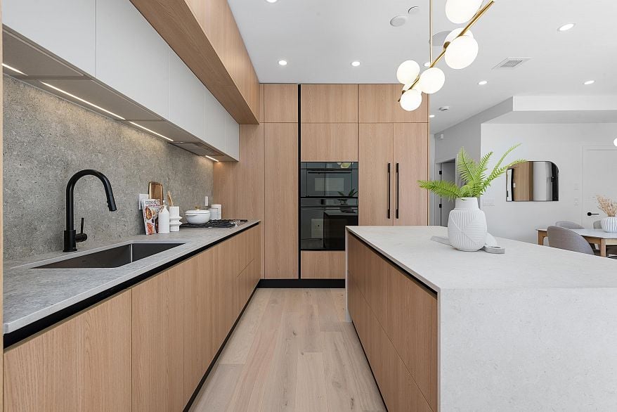 1 2626 W 41st Avenue