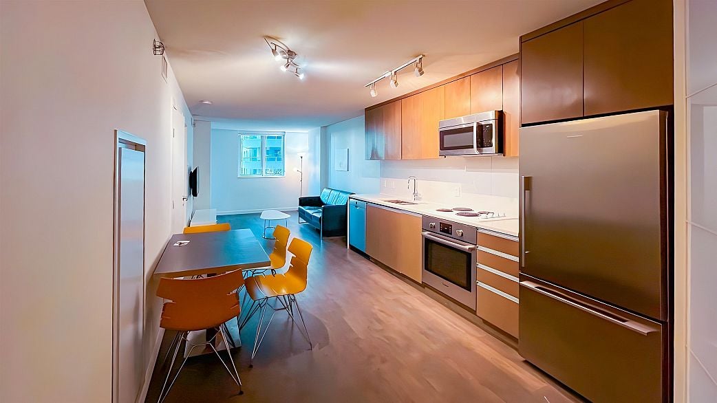 309 1009 HARWOOD STREET, Vancouver BC V6Z 1Z7