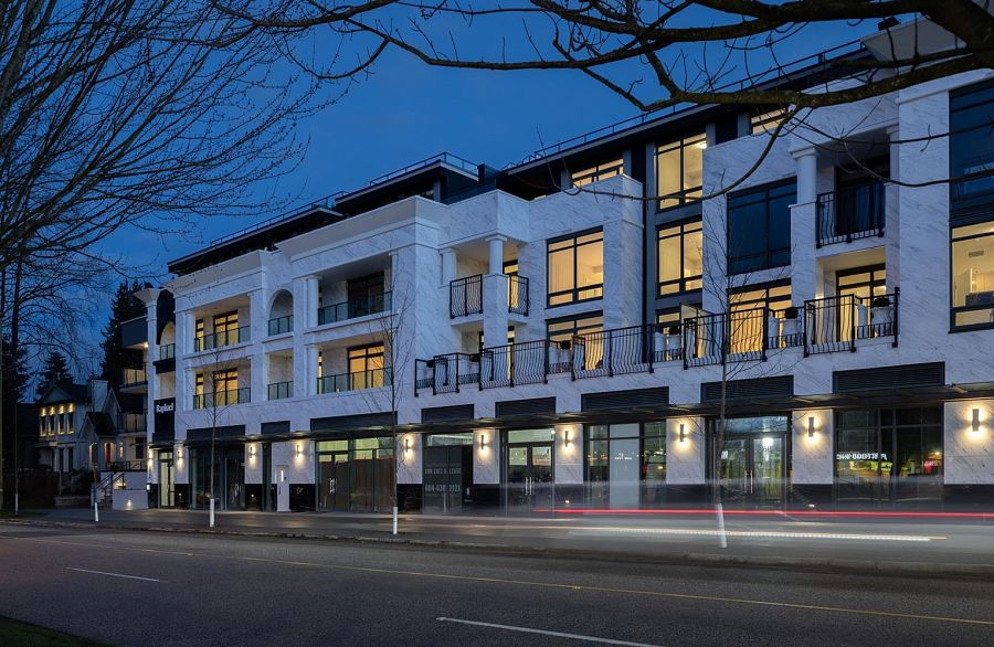 101 3668 W 10th Avenue