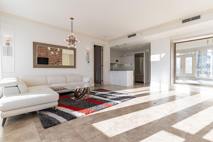 801 1280 Richards Street