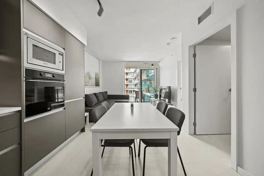 725 180 E 2nd Avenue