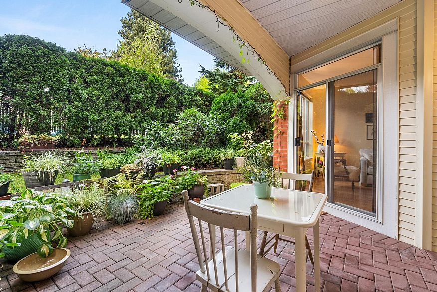 212 360 E 36th Avenue