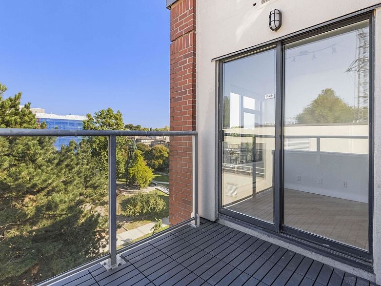 612 2228 Marstrand Avenue