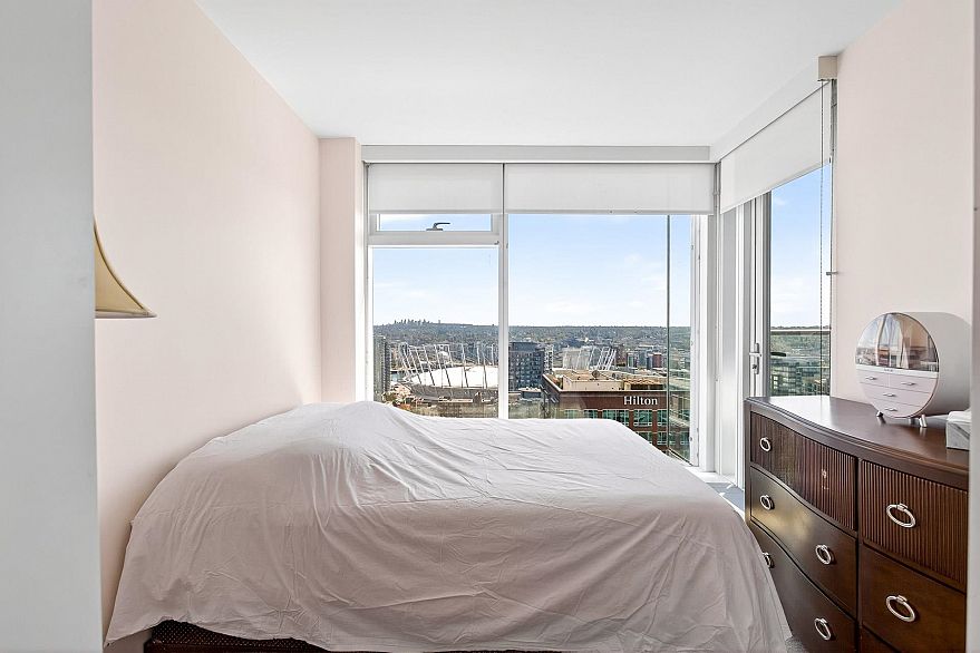 3609 777 Richards Street