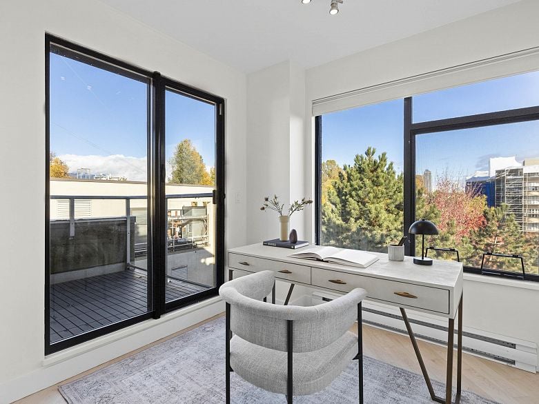 612 2228 Marstrand Avenue