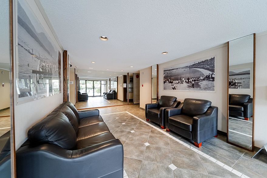 108 2450 Cornwall Avenue