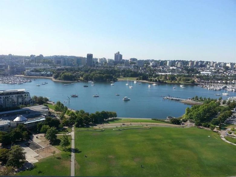 1501 289 DRAKE STREET, Vancouver BC V6B 5Z5