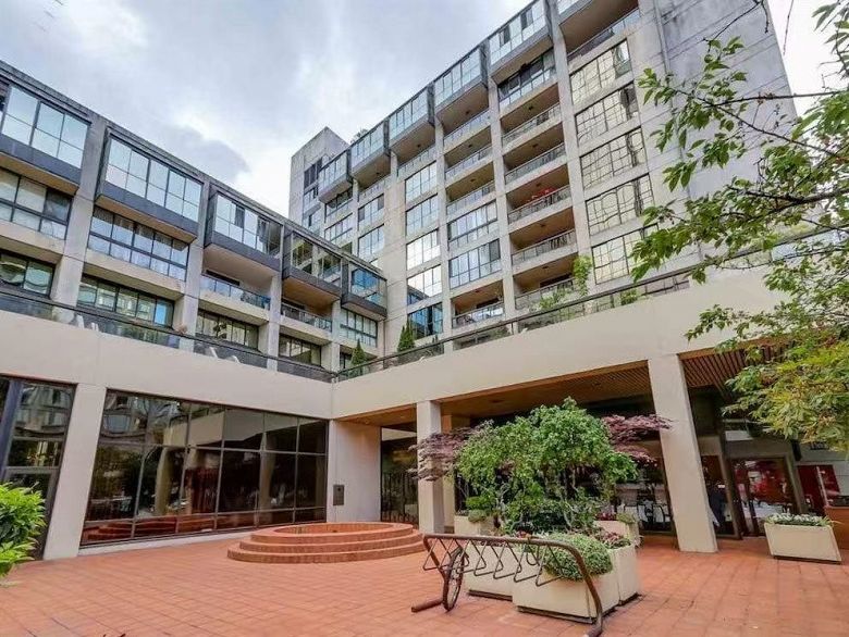 501 850 Burrard Street