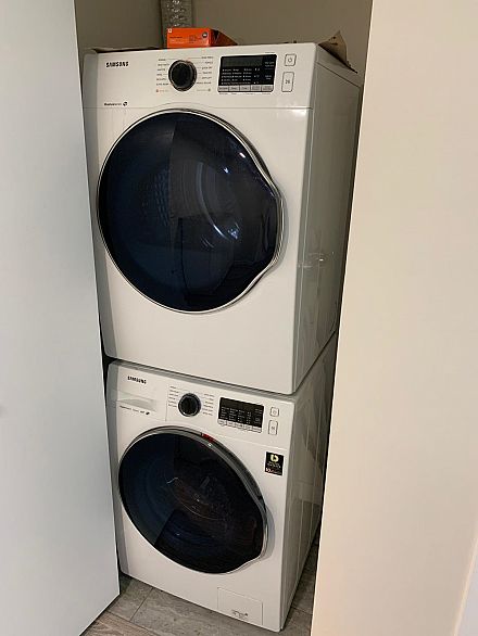 1501 289 DRAKE STREET, Vancouver BC V6B 5Z5