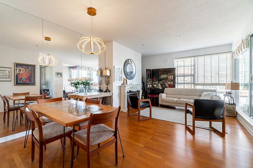 310 1820 E Kent Avenue South Avenue