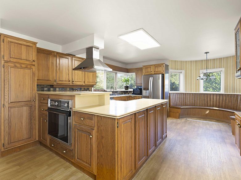 5950 Macdonald Street