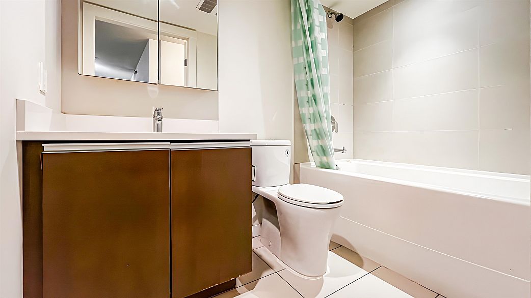 309 1009 HARWOOD STREET, Vancouver BC V6Z 1Z7