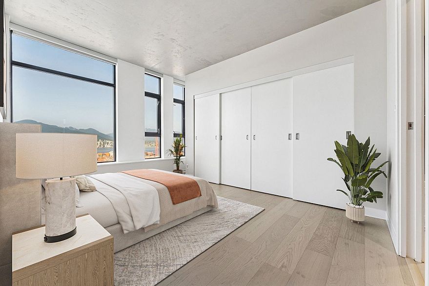 2709 108 W Cordova Street