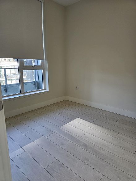 616 3438 Sawmill Crescent