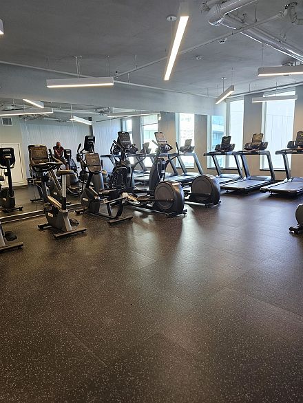 616 3438 Sawmill Crescent