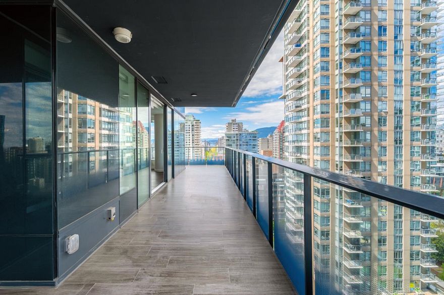 1601 1335 Howe Street