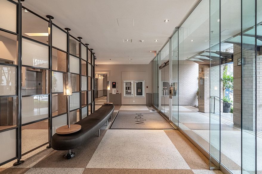 1702 1003 Burnaby Street