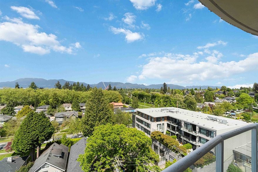 1002 2121 W 38th Avenue