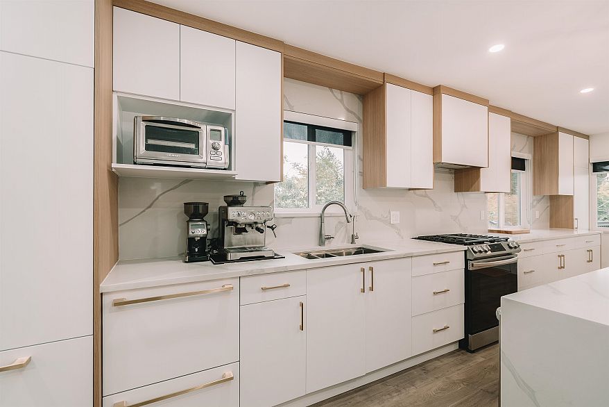 5885 Sherbrooke Street