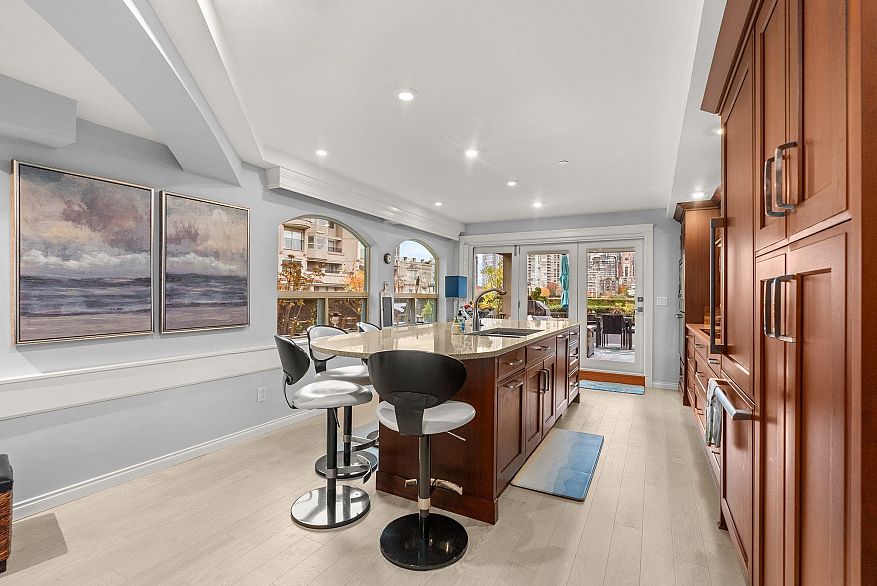 119 1869 Spyglass Place