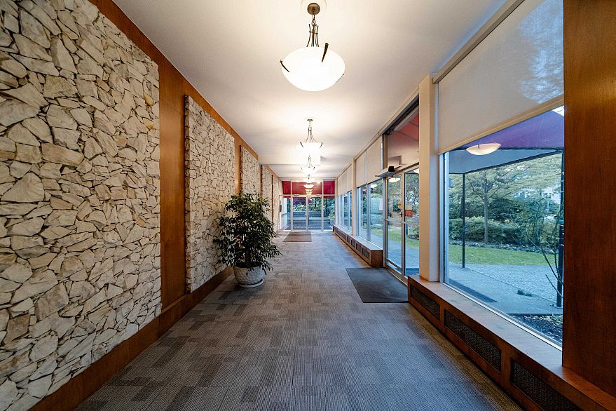 2004 1251 Cardero Street