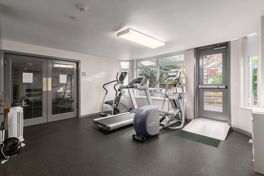 204 456 Moberly Road