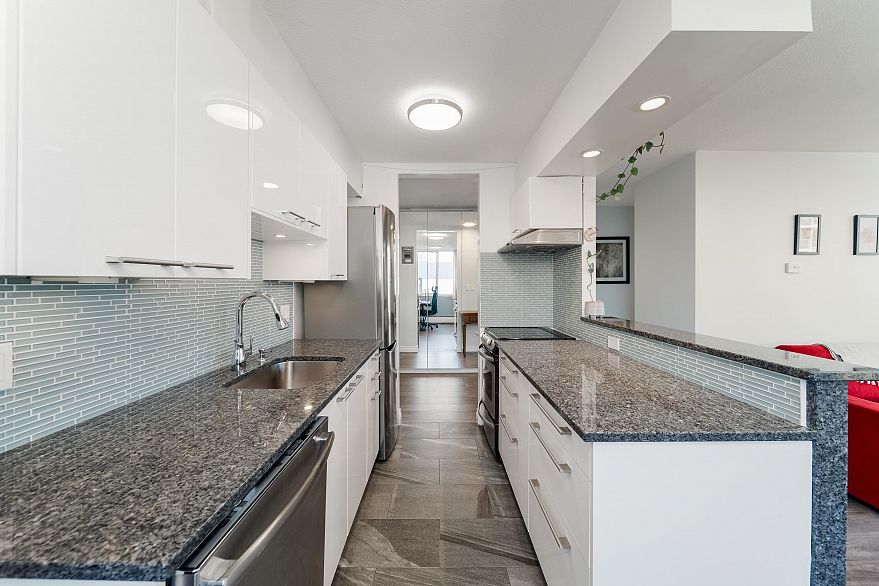 2004 1251 Cardero Street