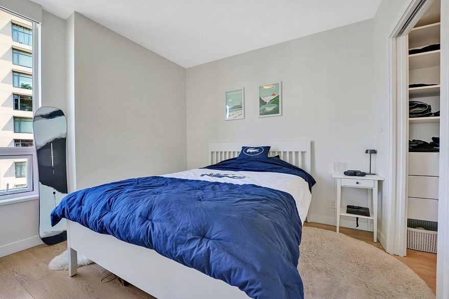 1510 111 E 1st Avenue